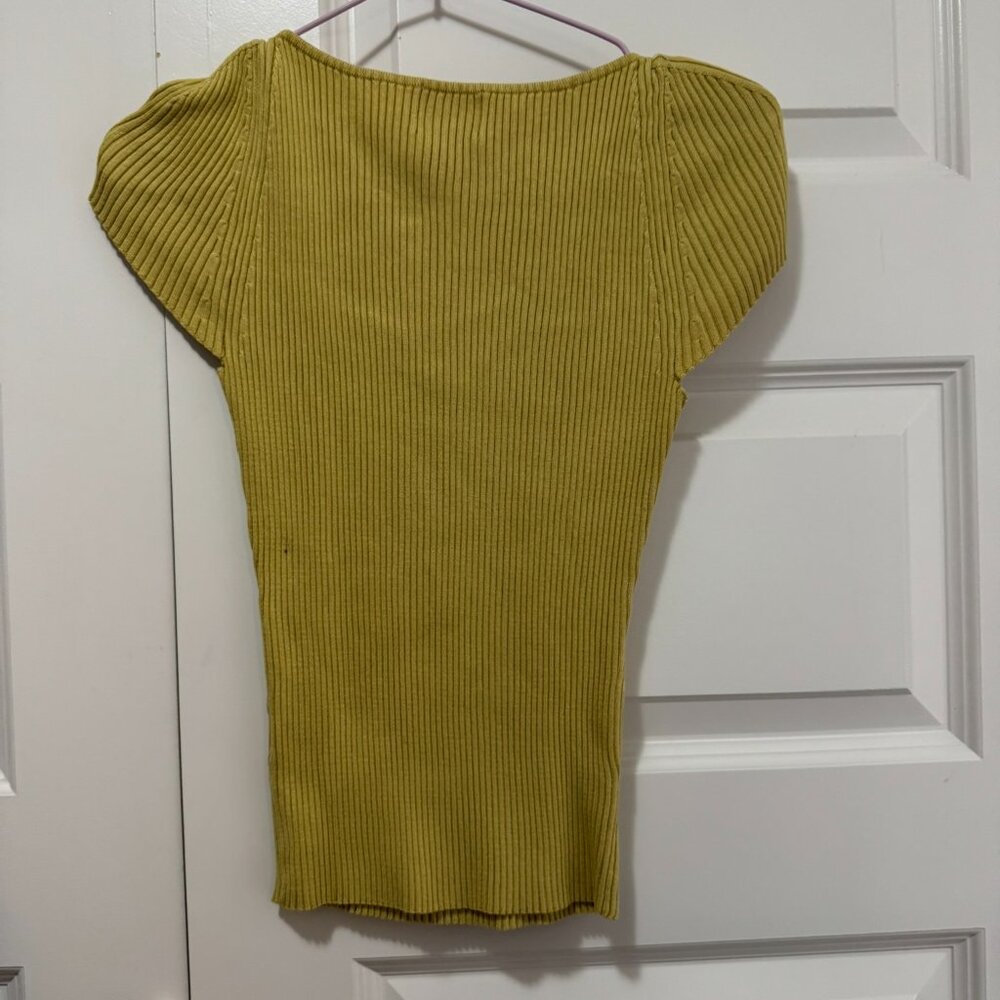 H&M Ribbed Sweetheart Neck Short Sleeve Knit Top – Mustard Yellow Medium - Picture 6 of 6